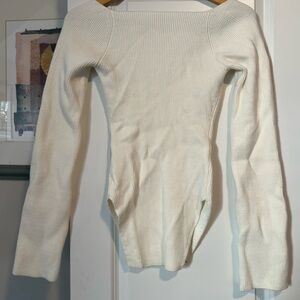 Elegant White Off-the-Shoulder Sweater